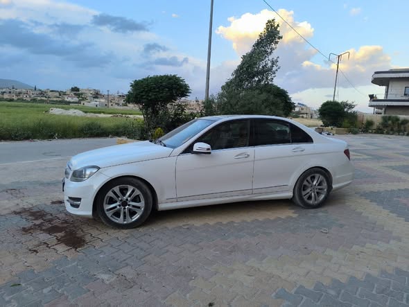 مرسيدس سي 220 2013 - صورة 2