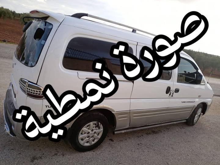 هيونداي ستاركس 2002 - صورة 1