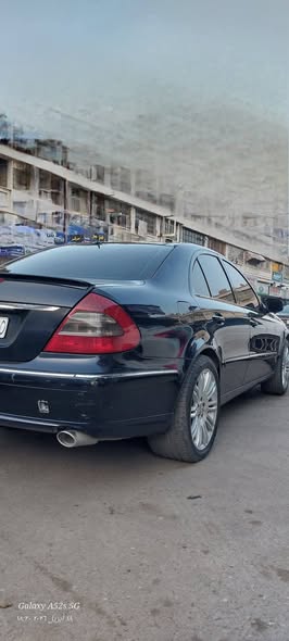 مرسيدس E 280 2002 - صورة 3