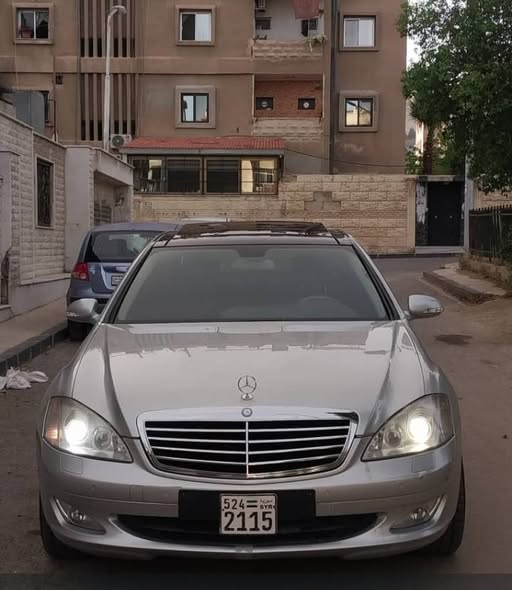 ميرسيدس S350 2009 - صورة 1