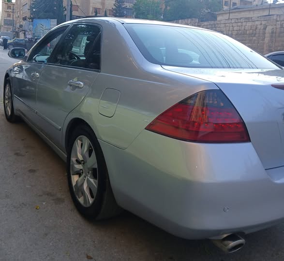 هوندا اكورد 2007 - صورة 4