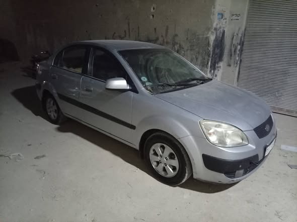كيا ريو 2009 - صورة 1