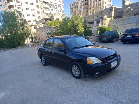 كيا ريو 2001 - صورة 4