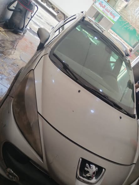 بيجو 207 2010 - صورة 1