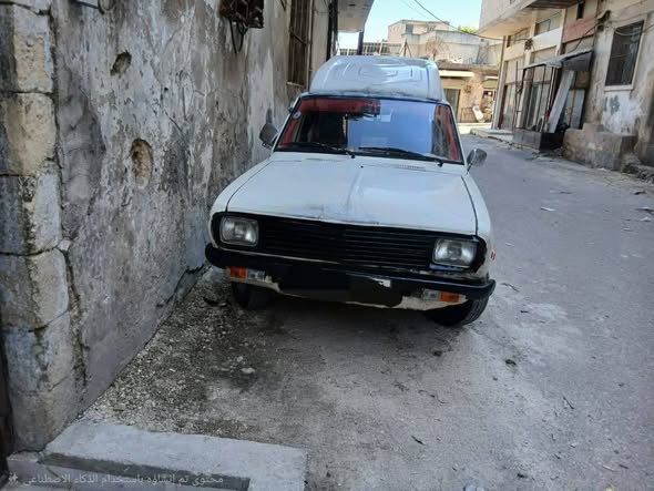 نيسان بيكاب 1993 - صورة 2