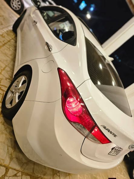 هونداي الينترا 2012 - صورة 2