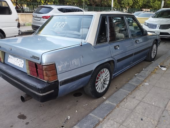 مازدا 626 1983 - صورة 2