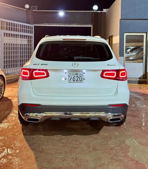 مرسيدس GLC300 2021 - صورة 3