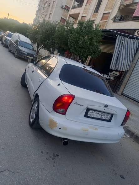 دايو لانوس 2010 - صورة 4