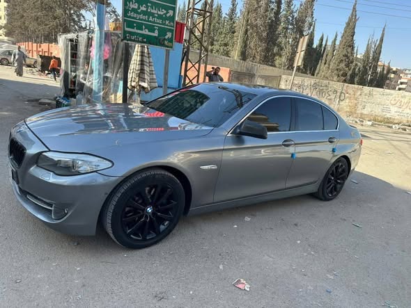 بي إم دبليو 528i 2012 - صورة 4