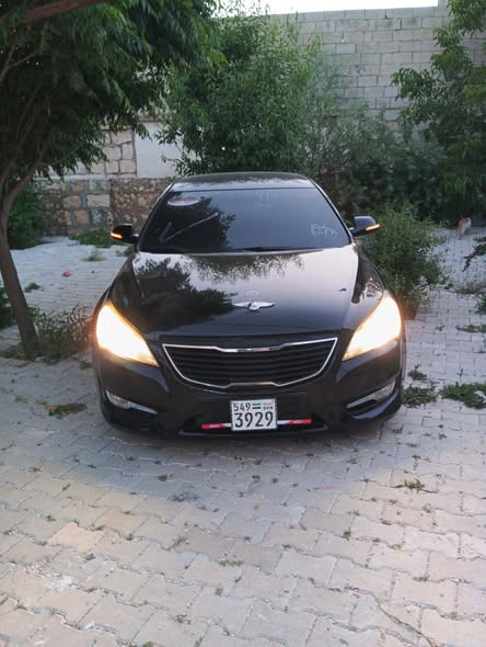 كيا كادينزا 2011 - صورة 1