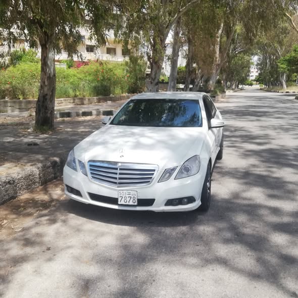 مرسيدس E200 2011 - صورة 1