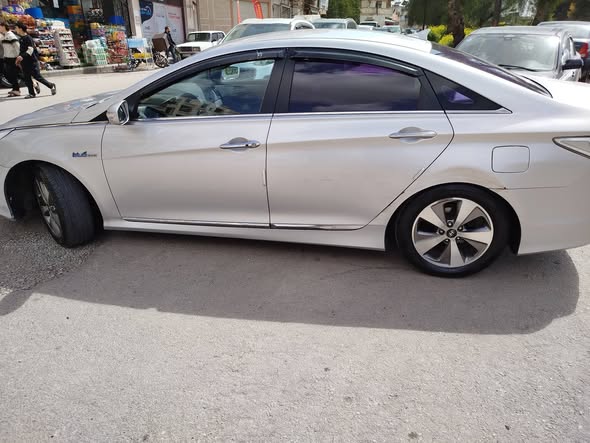 هيونداي سوناتا 2012 - صورة 4