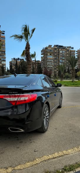 هيونداي أزيرا 2014 - صورة 2