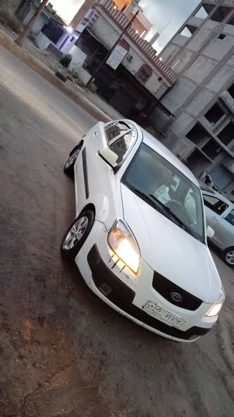 كيا ريو 2010 - صورة 5
