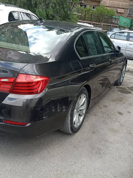 بي إم دبليو 520 2014 - صورة 3