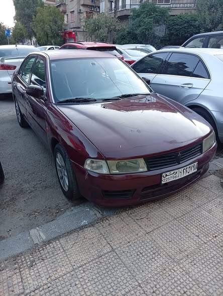 ميتسوبيشي لانسر 2000 - صورة 1
