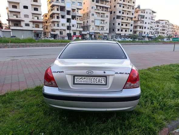 هيونداي افانتي 2006 - صورة 5