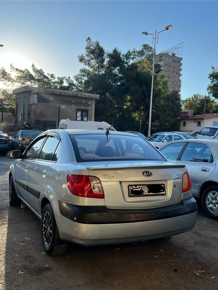 كيا ريو 2006 - صورة 1