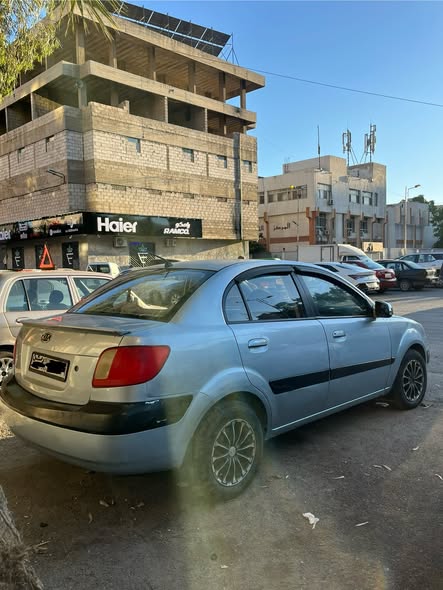 كيا ريو 2006 - صورة 4