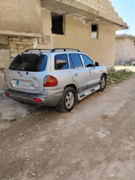 هيونداي سانتافي 2002 - صورة 2