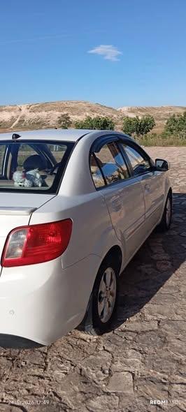 كيا ريو 2011 - صورة 4