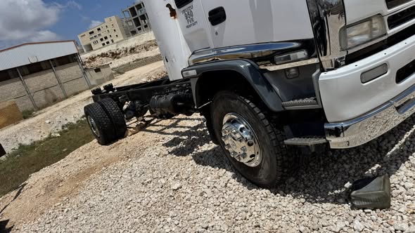 إيسوزو ايسوزو 2018 - صورة 2