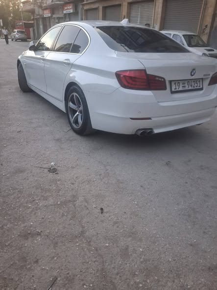 بي إم دبليو 523 2011 - صورة 4