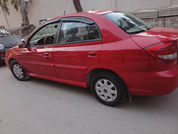 كيا ريو 2003 - صورة 2