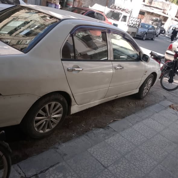 ميتسوبيشي لانسر 2006 - صورة 4