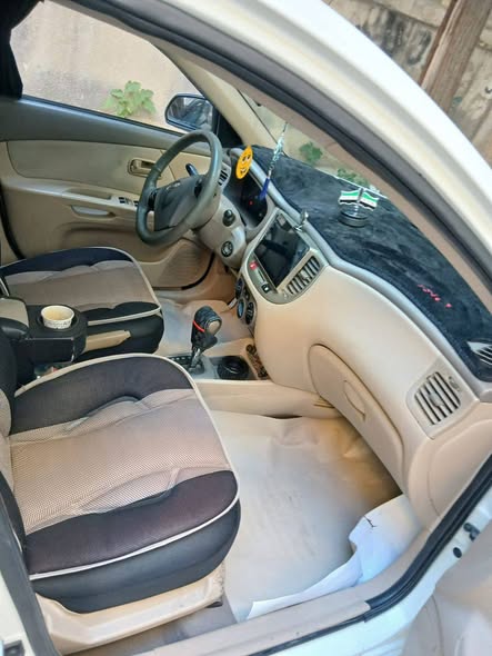 كيا ريو 2008 - صورة 1