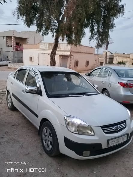 كيا ريو 2009 - صورة 2