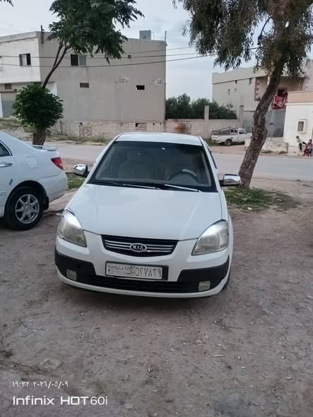 كيا ريو 2009 - صورة 3