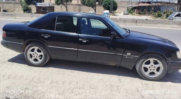 مرسيدس E300 1994 - صورة 4