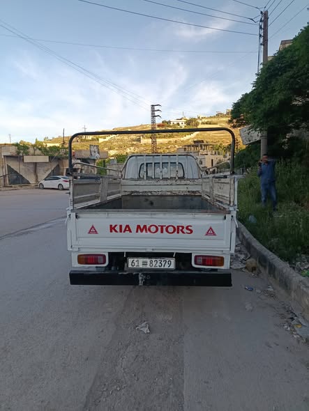 كيا بونغو 2002 - صورة 4
