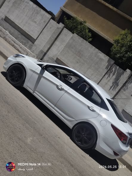 هونداي اكسنت 2011 - صورة 4