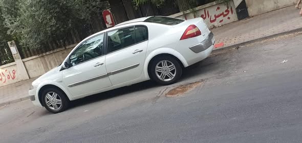 رينو ميغان 2005 - صورة 5