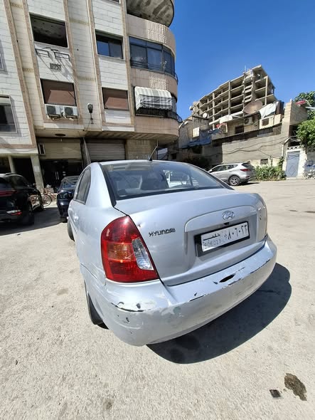 هيونداي فيرنا 2011 - صورة 4