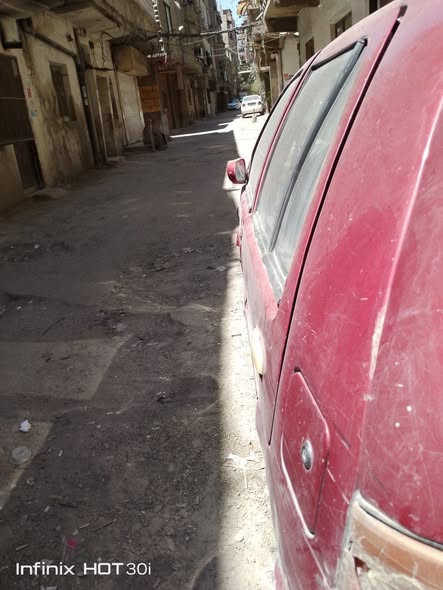 جيلي اوفرتا 2004 - صورة 2