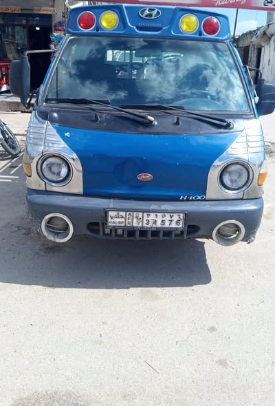 هونداي H100 2000 - صورة 1