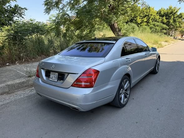ميرسيدس S500 2011 - صورة 4