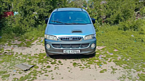 هيونداي اتش-1 2000 - صورة 1