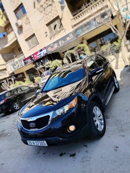 كيا سورينتو 2012 - صورة 2