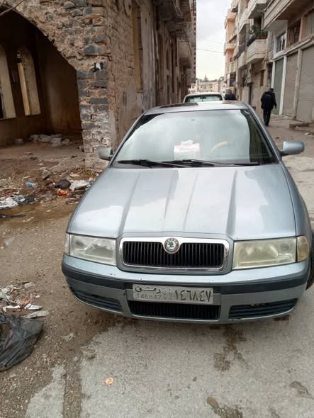 سكودا اوكتافيا 2001 - صورة 2