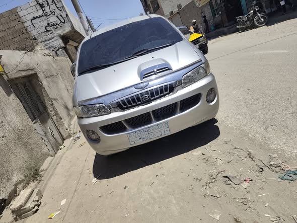 هيونداي H-1 2006 - صورة 4