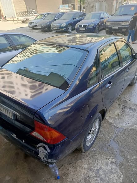 فورد فوكاس 2004 - صورة 3