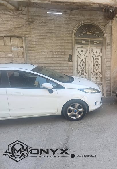 فورد فيستا 2009 - صورة 5