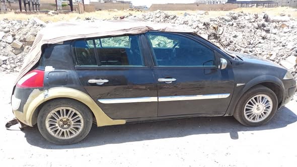 رينو ميغان 2004 - صورة 1