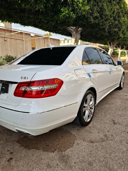 مرسيدس E220 2013 - صورة 4
