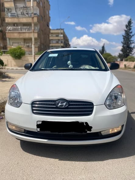 هيونداي فيرنا 2010 - صورة 2